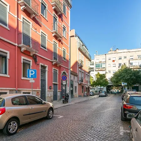 Whome Premium Family W/ Lift, Ac & Barbecue Apartment